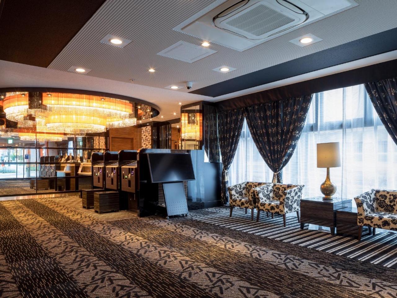 Apa Hotel Okayama Ekimae Esterno foto